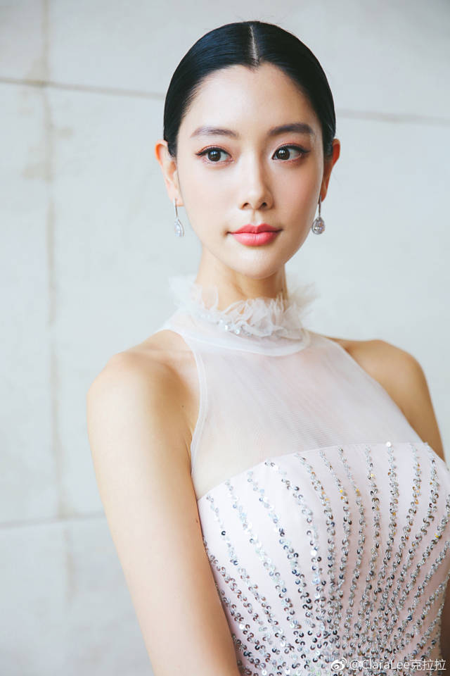 霓虹舞娘